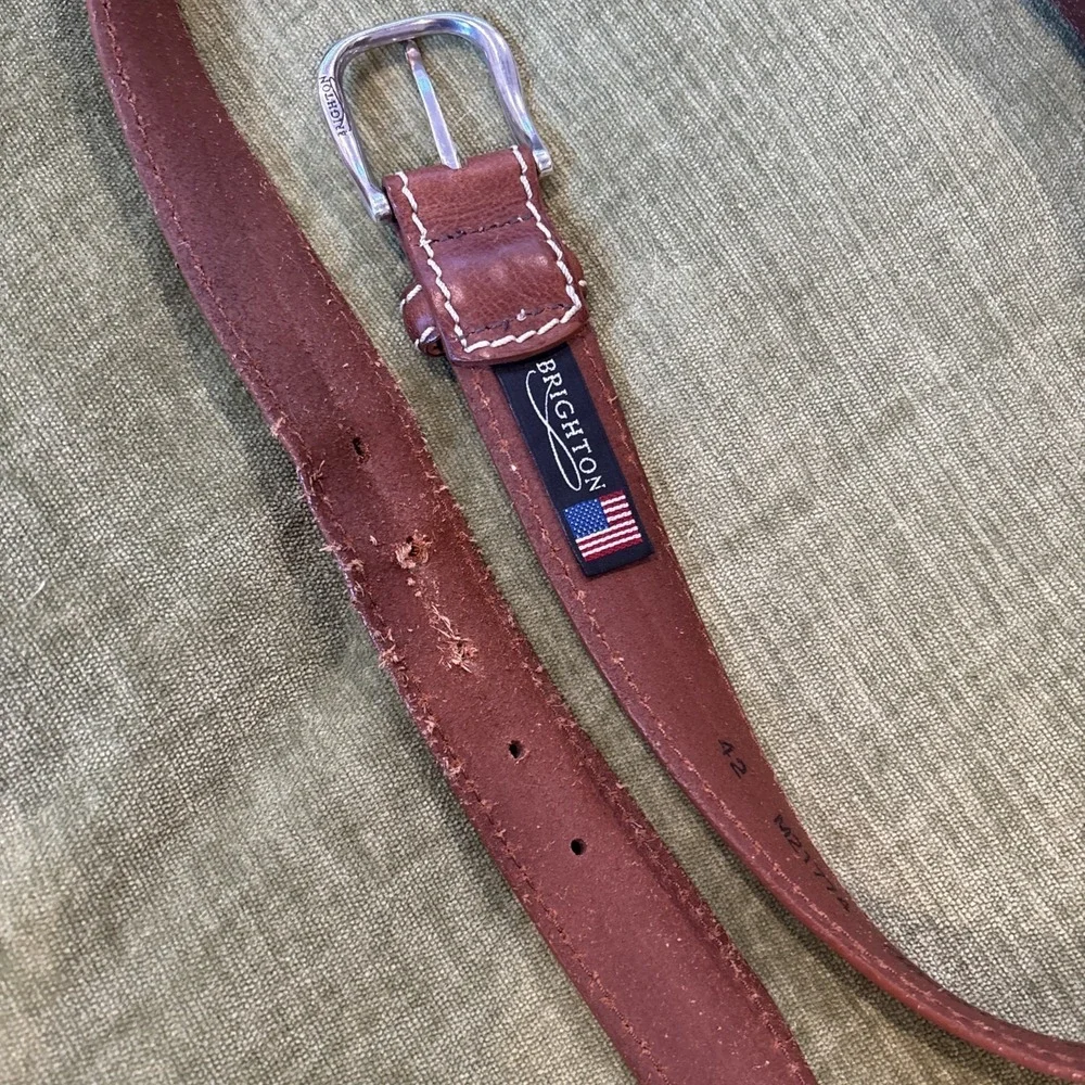Brighton Leather Belt M21774 Brown White Stitching 1.25